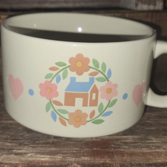 Vintage farmhouse cups/soup bowl - Picture 3 of 3
